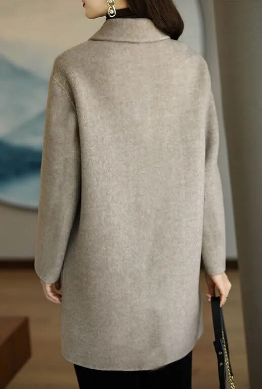 Marly - Timeless Elegant Coat