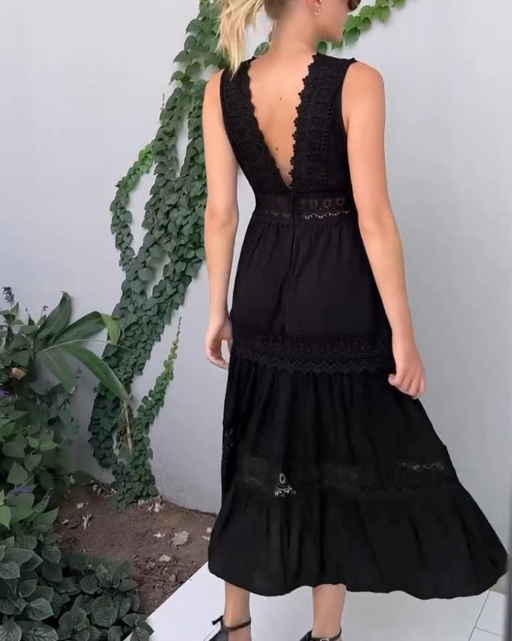 Lily - Flattering Maxi Dress